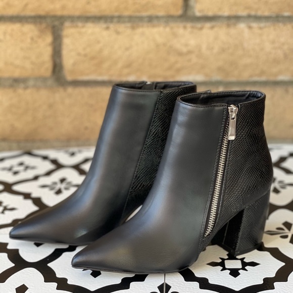 Not so basic black bootie - Picture 2 of 4